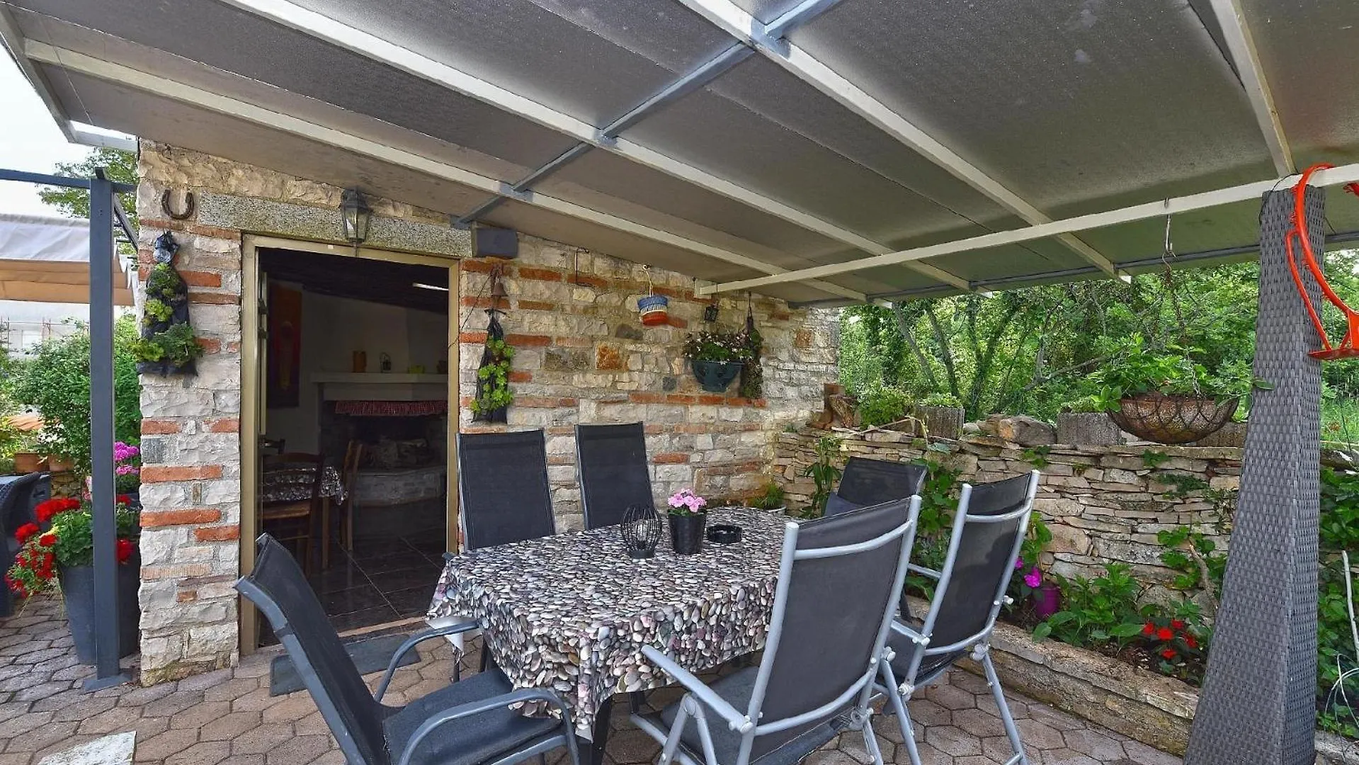 Ferienhaus Mit Privatpool Fuer 6 Personen Ca 120 Qm In Paradiz Bei Vodnjan, Istrien Suedkueste Von Istrien Croatia