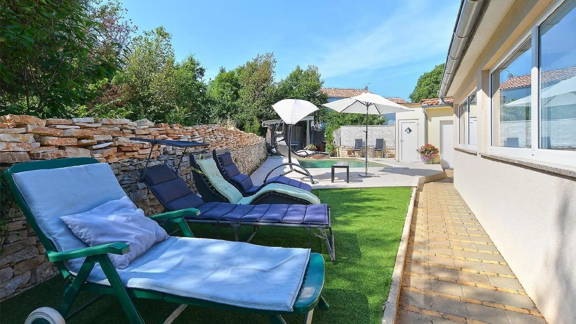 Ferienhaus Mit Privatpool Fuer 6 Personen Ca 120 Qm In Paradiz Bei Vodnjan, Istrien Suedkueste Von Istrien